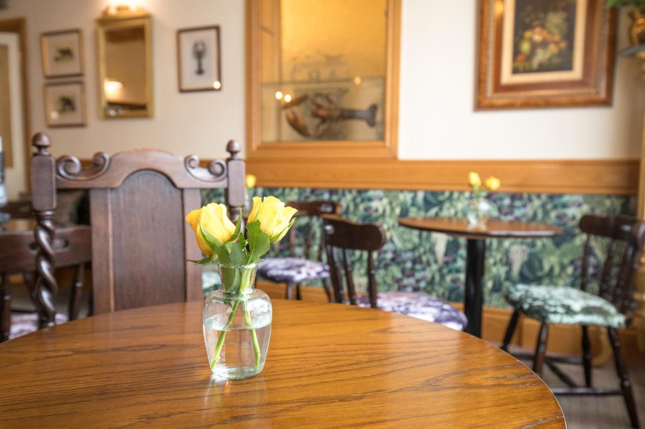 The Tiger Inn マーサー・ティドビル エクステリア 写真
